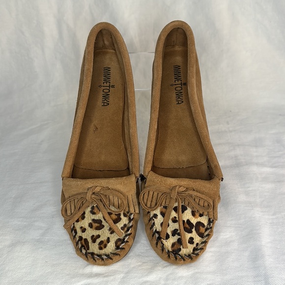 Minnetonka Fur Moccasins Leopard Print Women’s 10 - Picture 3 of 7